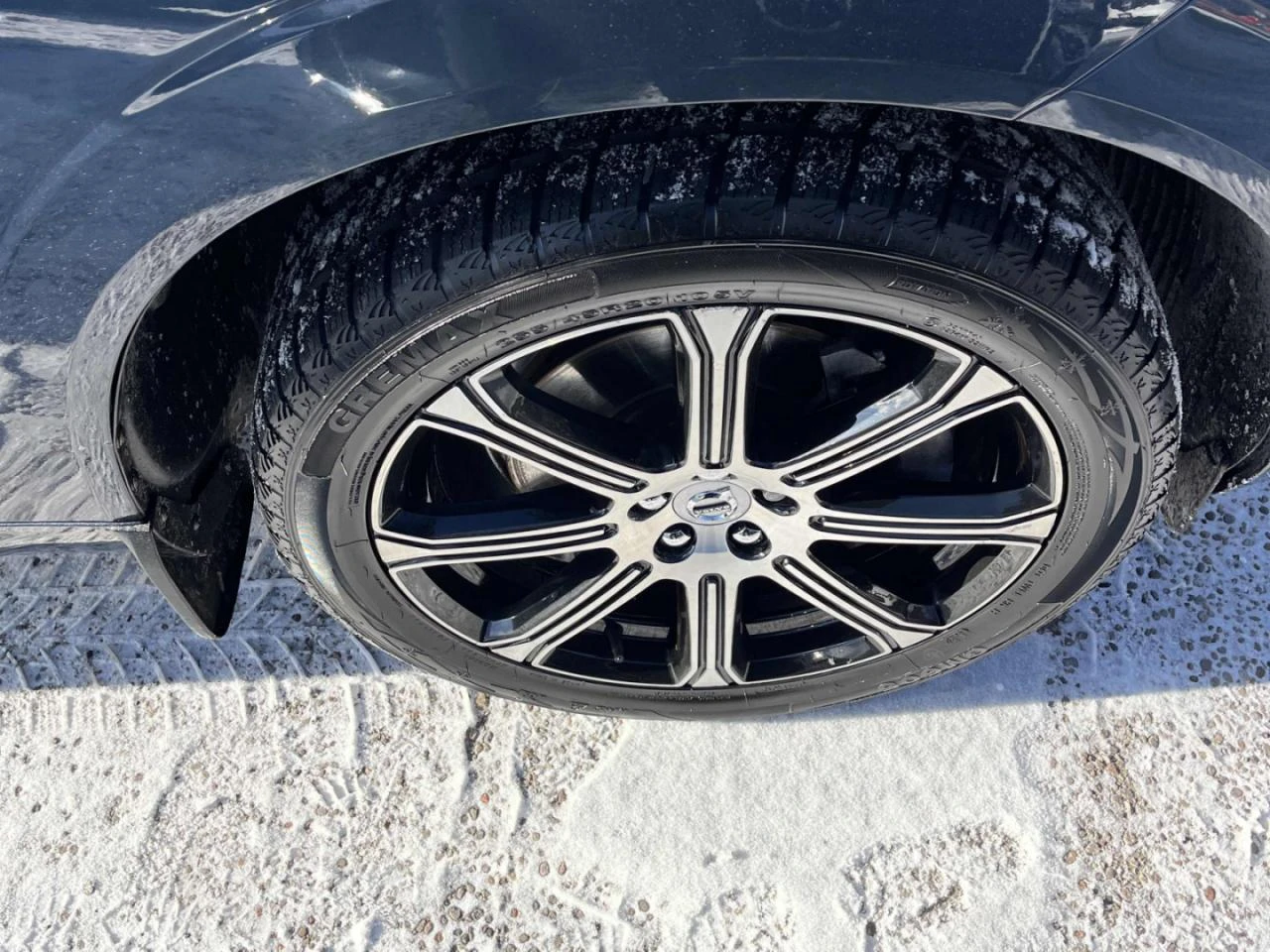 Volvo XC60 T6 INSCRIPTION 2.0L SUPERCHARGED - изображение 8