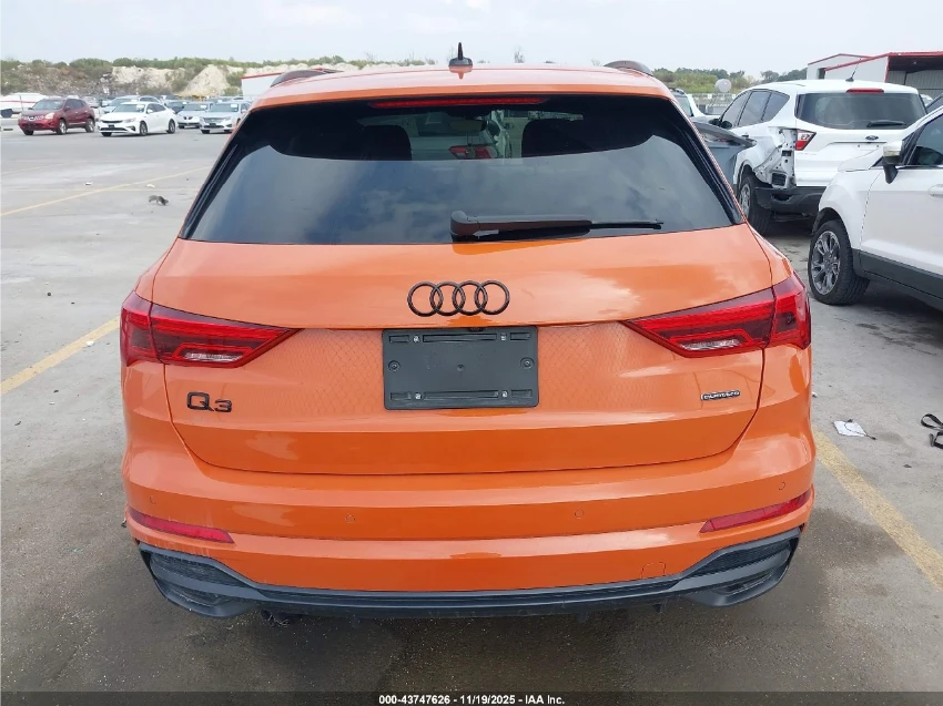 Audi Q3 QUATTRO* PREMIUM* S-LINE* АвтоКредит(ЦЕНА ДО БГ) - изображение 4