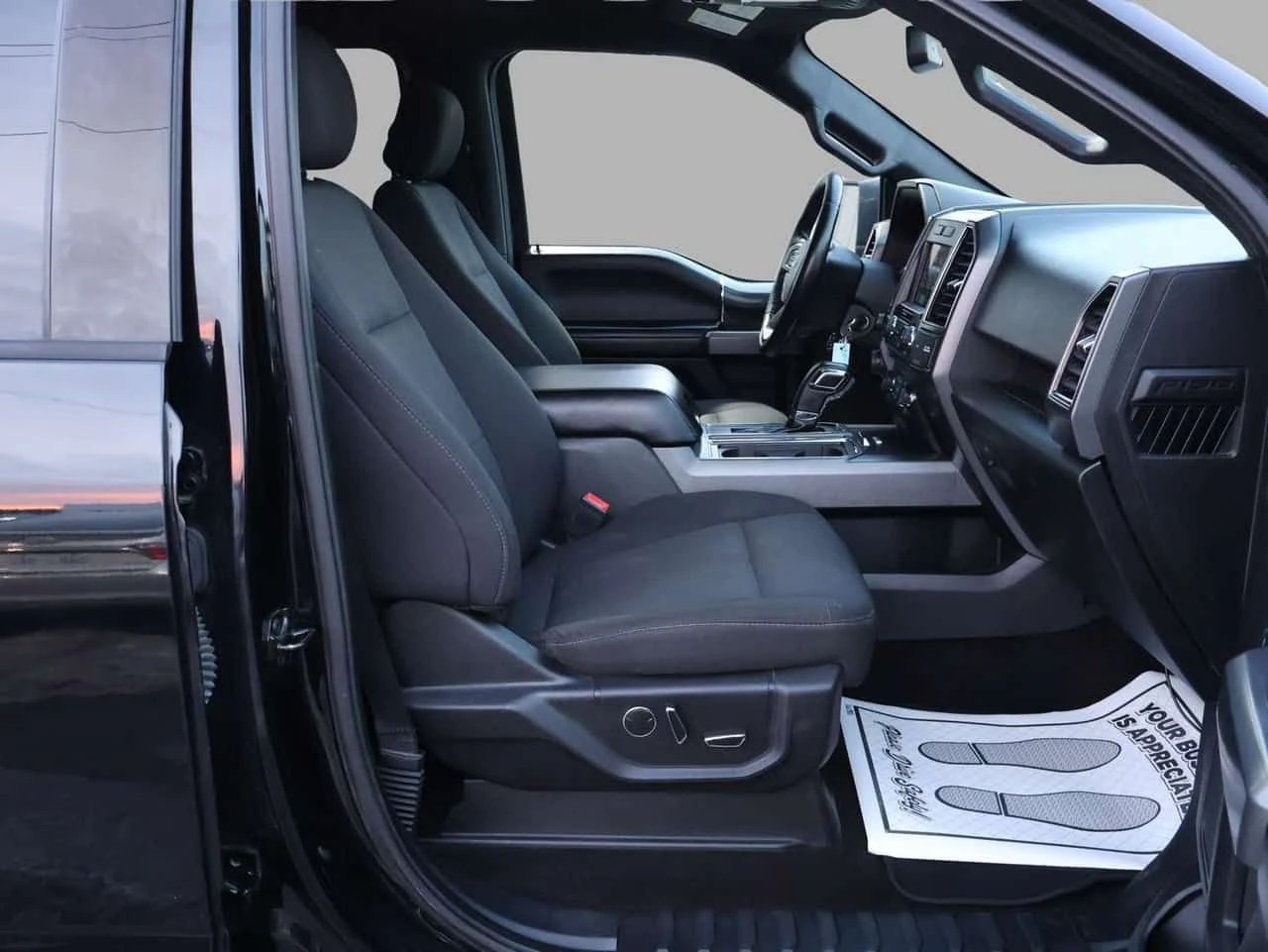 Ford F150 * CARFAX * ЦЕНА ДО БГ, снимка 16 - Автомобили и джипове - 53766960