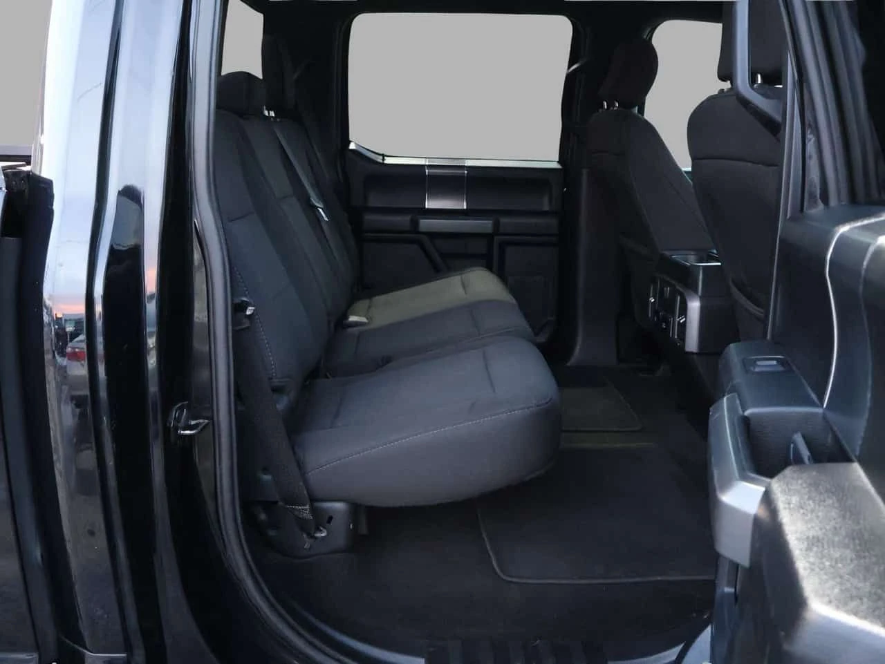 Ford F150 * CARFAX * ЦЕНА ДО БГ, снимка 15 - Автомобили и джипове - 53766960