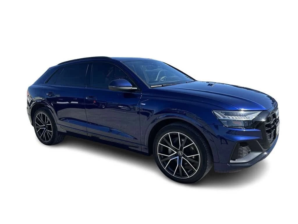 Audi Q8 Technik/360/DISTRONIC/HUD/MATRIX/B&O/ОБДУХВАНЕ , снимка 16 - Автомобили и джипове - 54025925