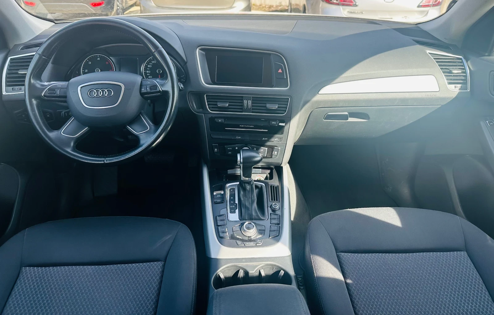 Audi Q5 2.0 TDI, снимка 5 - Автомобили и джипове - 54194839