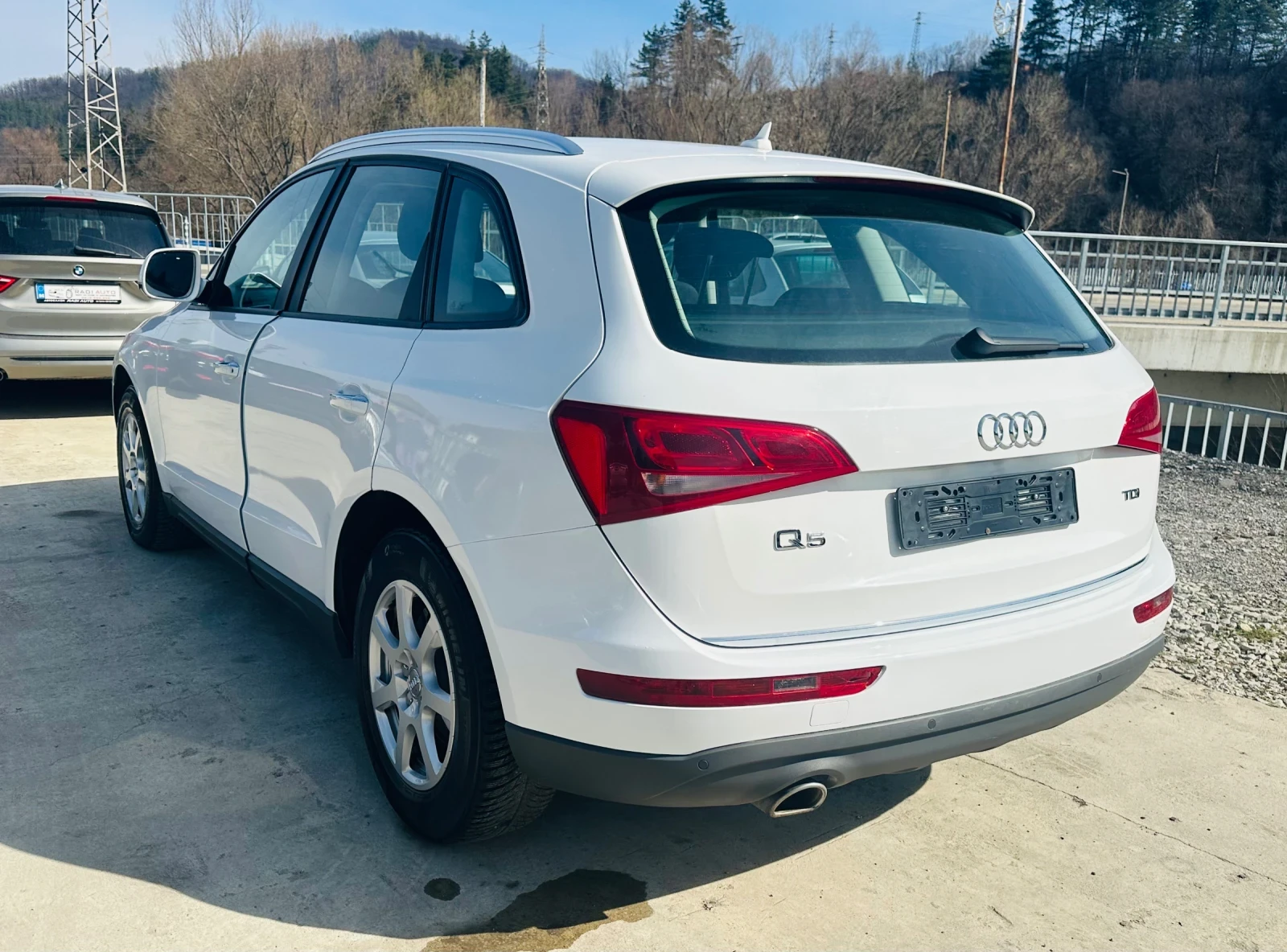 Audi Q5 2.0 TDI, снимка 2 - Автомобили и джипове - 54194839