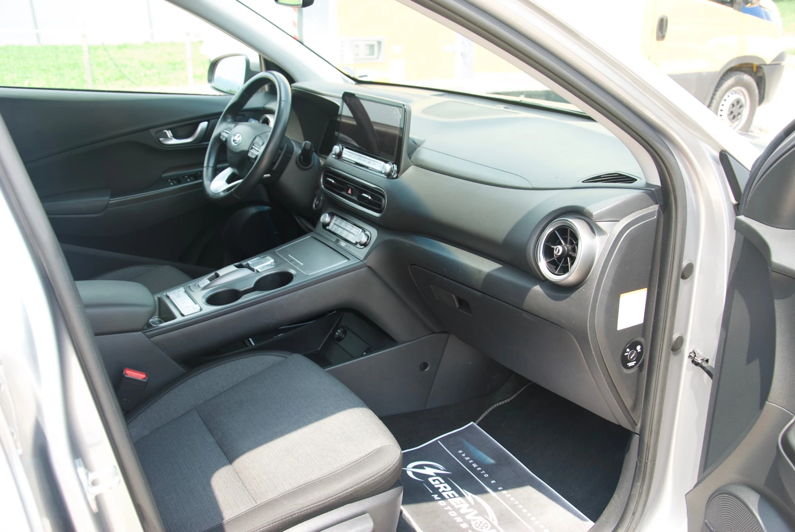 Hyundai Kona 294 евро/месец РЕГИСТРИРАНА / ГАРАНЦИ, снимка 9 - Автомобили и джипове - 54793454
