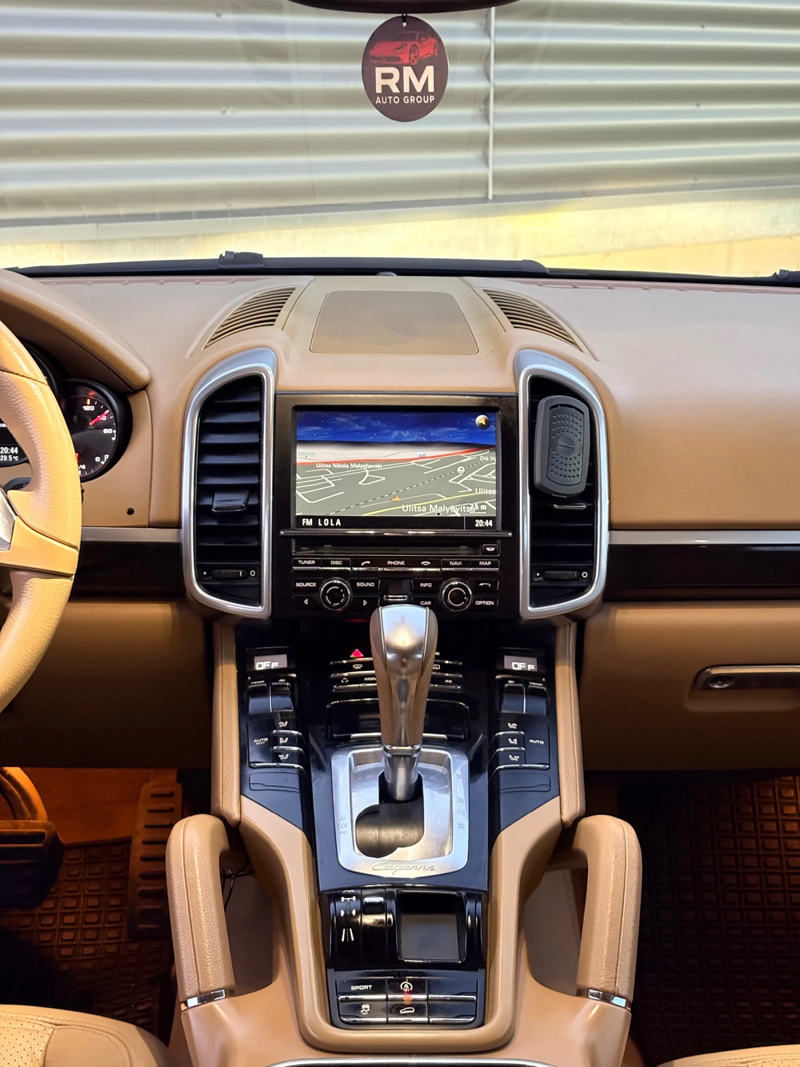 Porsche Cayenne FULL, снимка 14 - Автомобили и джипове - 55630890