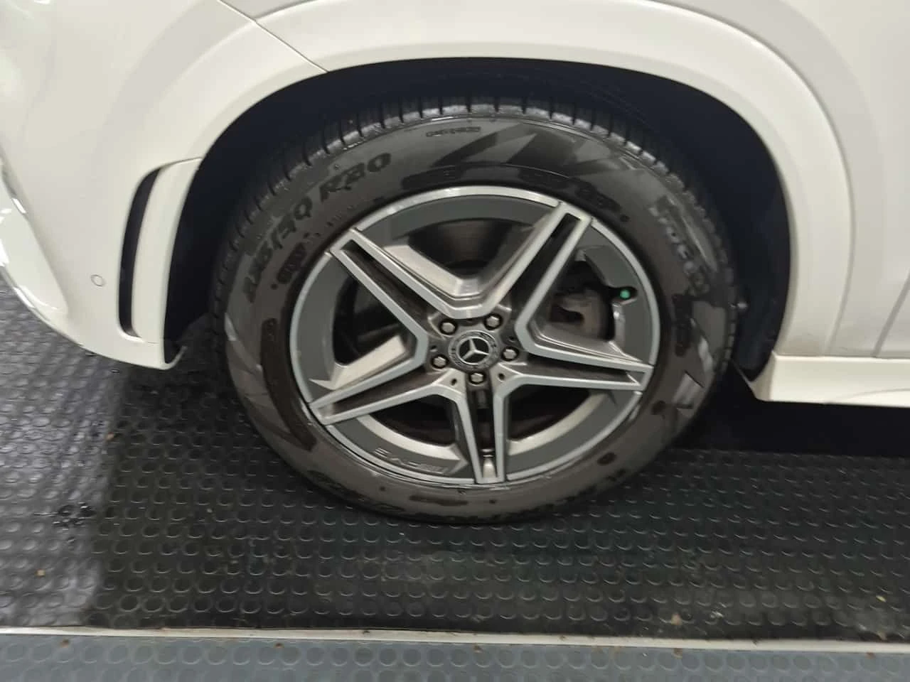 Mercedes-Benz GLE * 450 * CARFAX * ЦЕНА ДО БГ, снимка 14 - Автомобили и джипове - 55693491