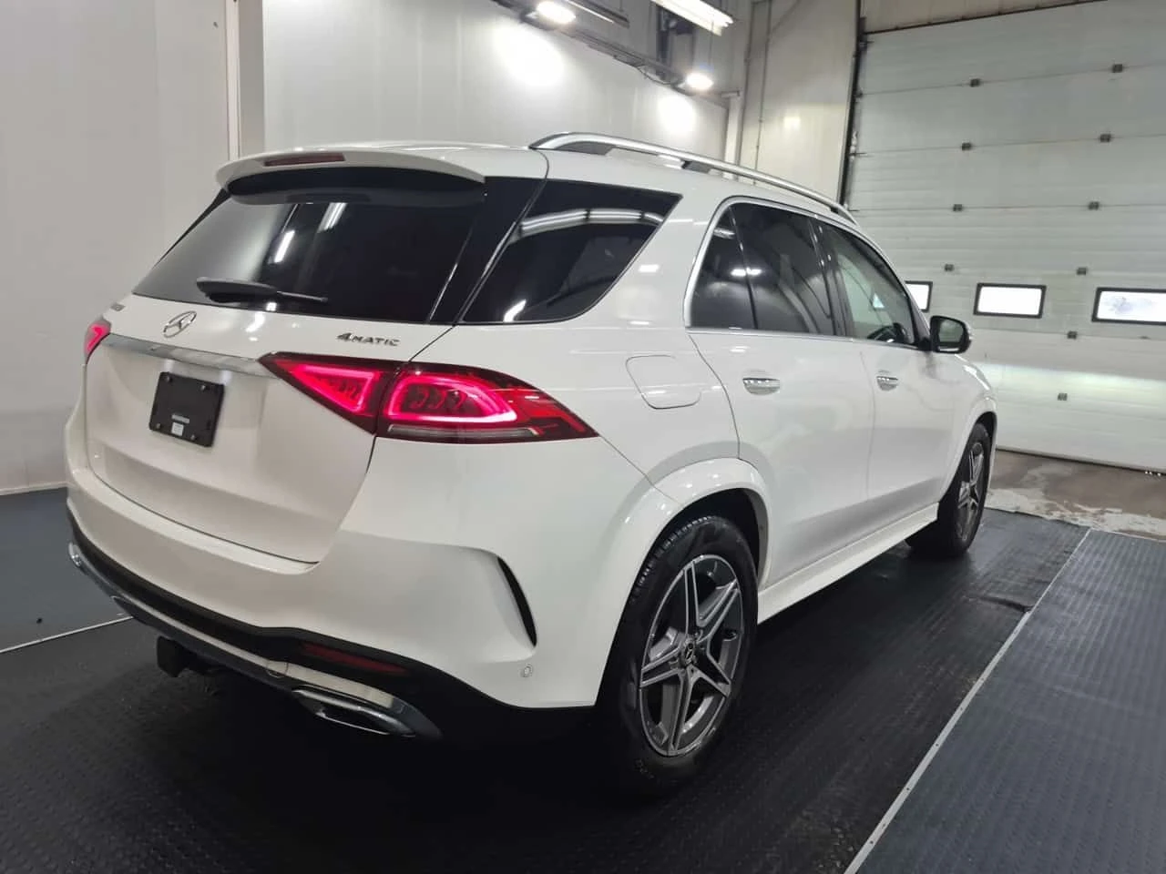 Mercedes-Benz GLE * 450 * CARFAX * ЦЕНА ДО БГ, снимка 3 - Автомобили и джипове - 55693491