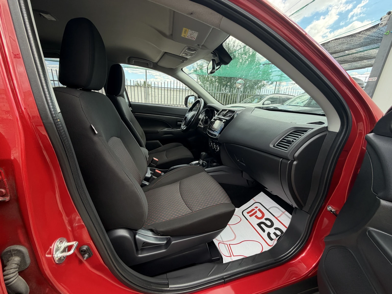 Mitsubishi ASX 2.2DiD* 4x4* АВТОМАТИК* FACELIFT* Apple* CarPlay *, снимка 12 - Автомобили и джипове - 55845663