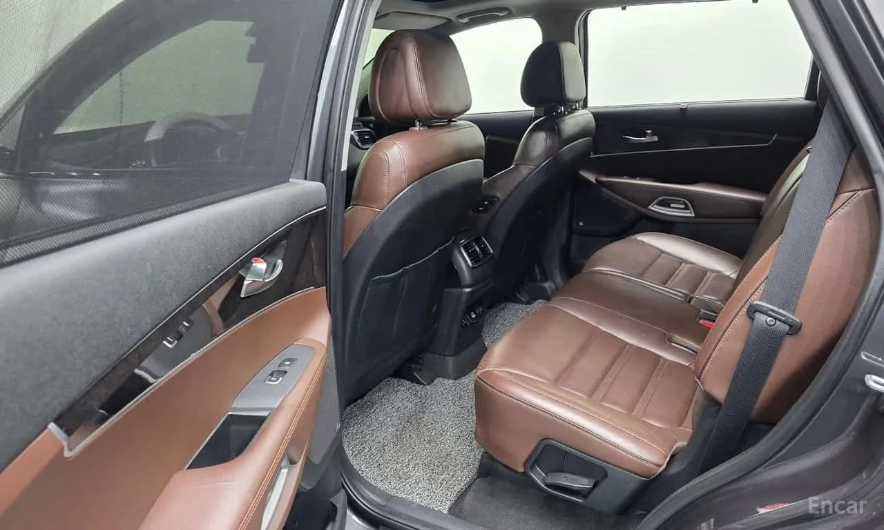 Kia Sorento * Diesel 2.0 2WD * ��������� * 360 ������ *  | Mobile.bg � ����������� 12