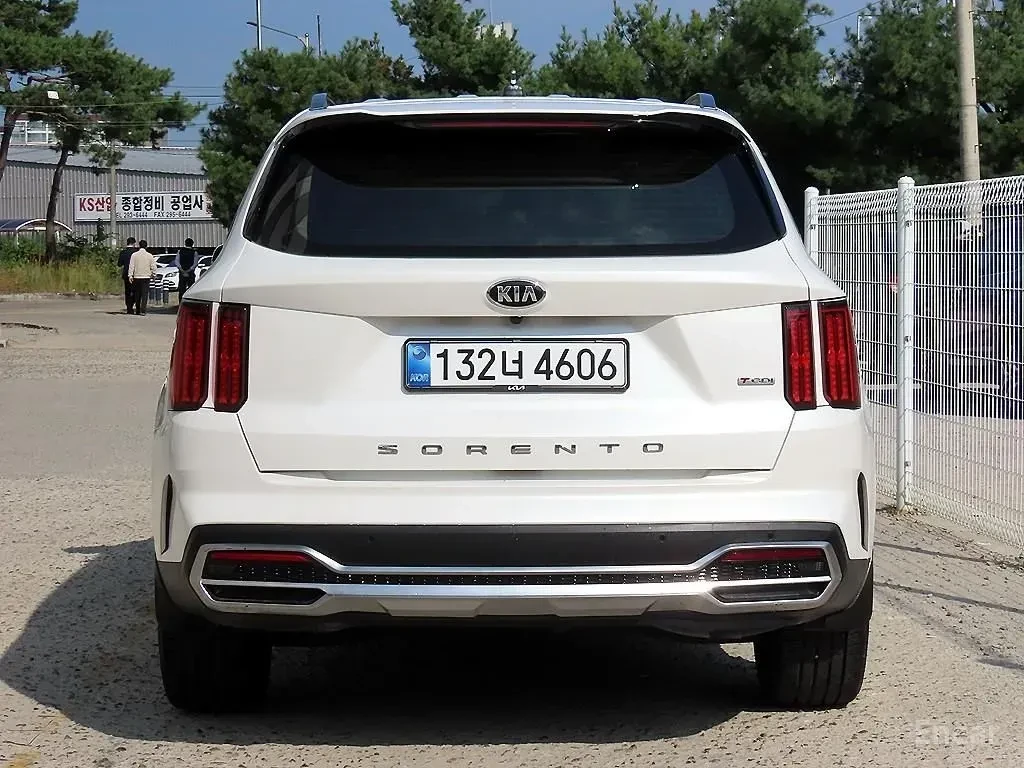 Kia Sorento 2.5T* LANE* ASSIST* �������* ������*  | Mobile.bg � ����������� 4