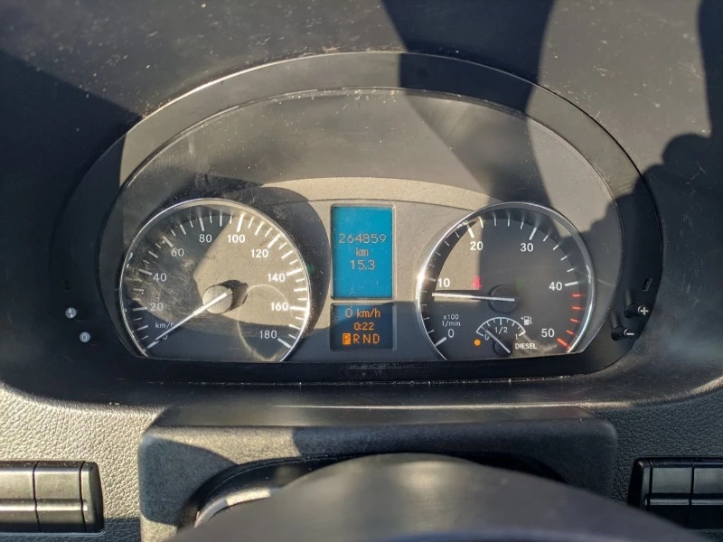 Mercedes-Benz Sprinter 2.2 дизел 129 к.с. автоматик, снимка 11 - Бусове и автобуси - 52622307