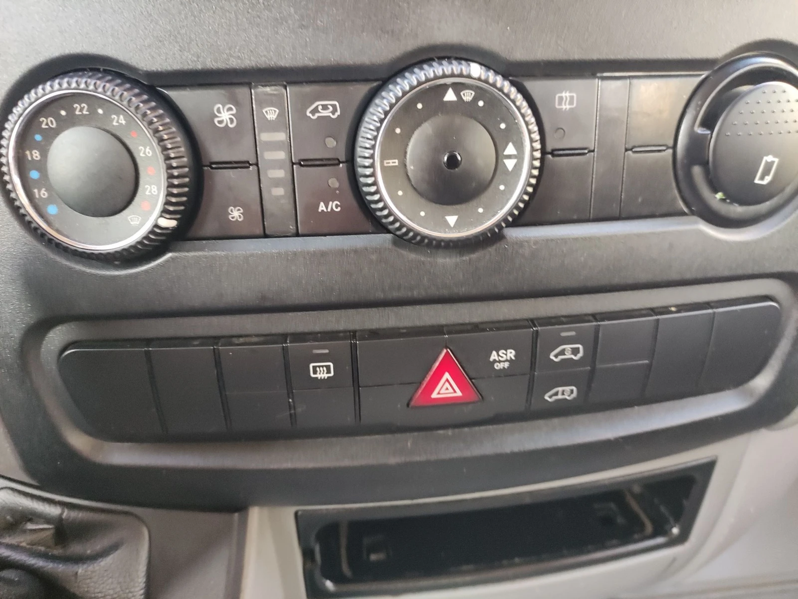 Mercedes-Benz Sprinter 2.2 ����� 129 �.�. ��������� | Mobile.bg � ����������� 13