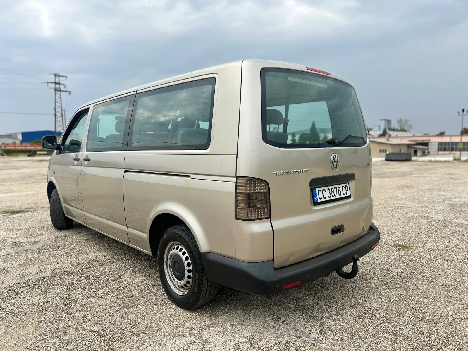 VW Transporter 2.5 TDI 4X4 - изображение 4