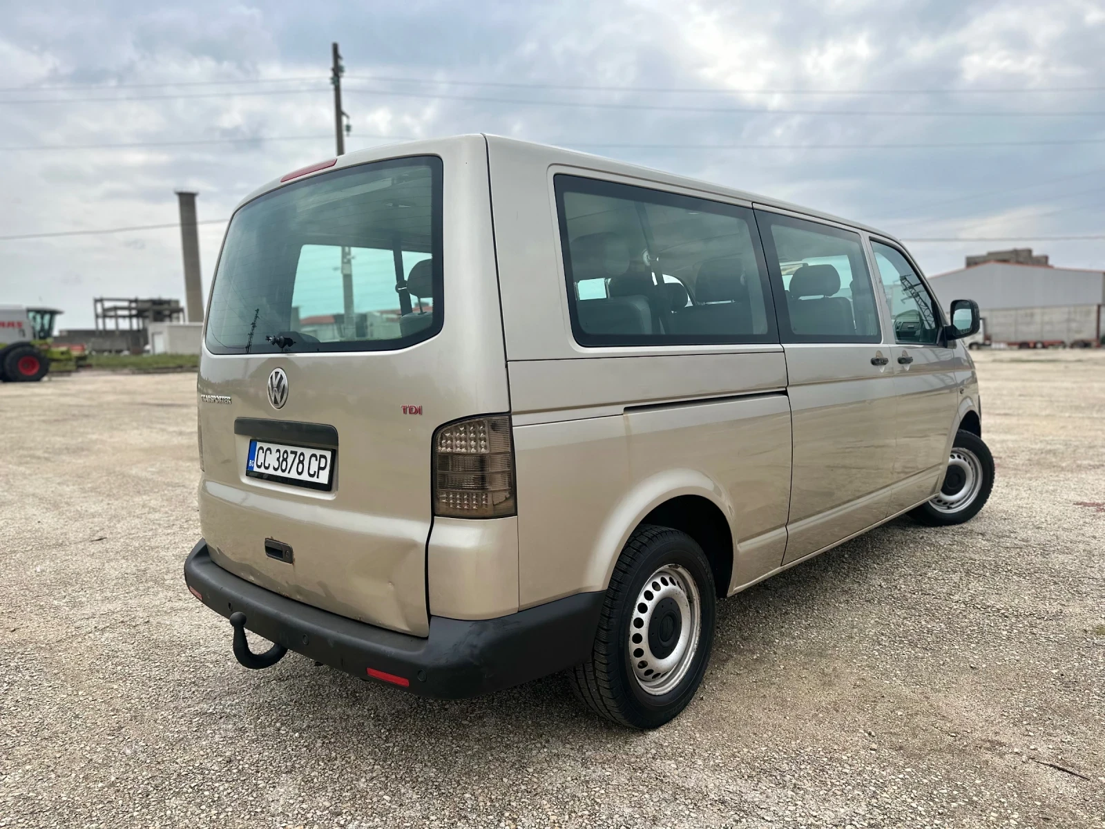 VW Transporter 2.5 TDI 4X4 - изображение 6