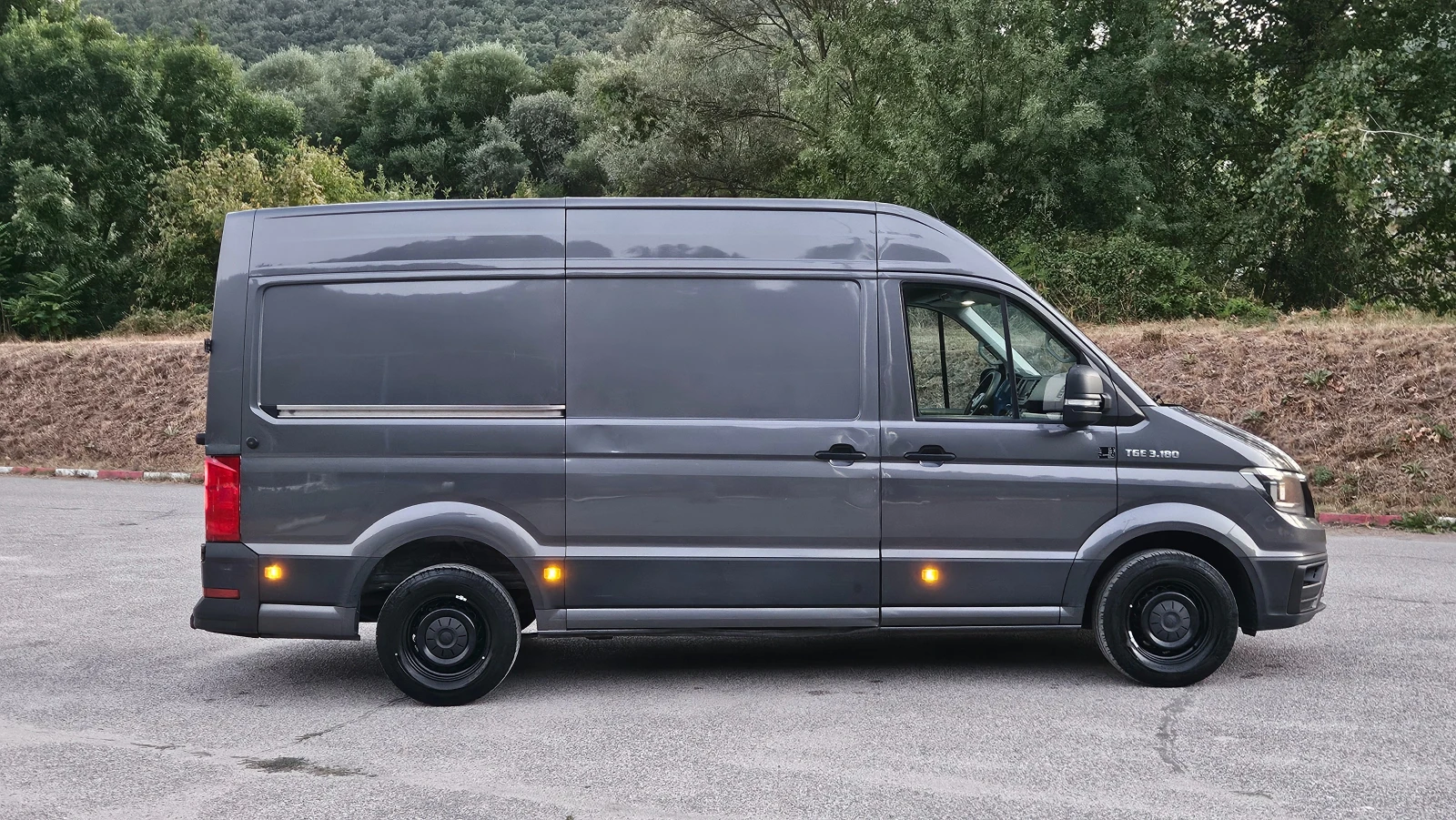 VW Crafter 2.0 NAVIG/KLIMATRON/TEMPOMAT, снимка 7 - Бусове и автобуси - 56242961