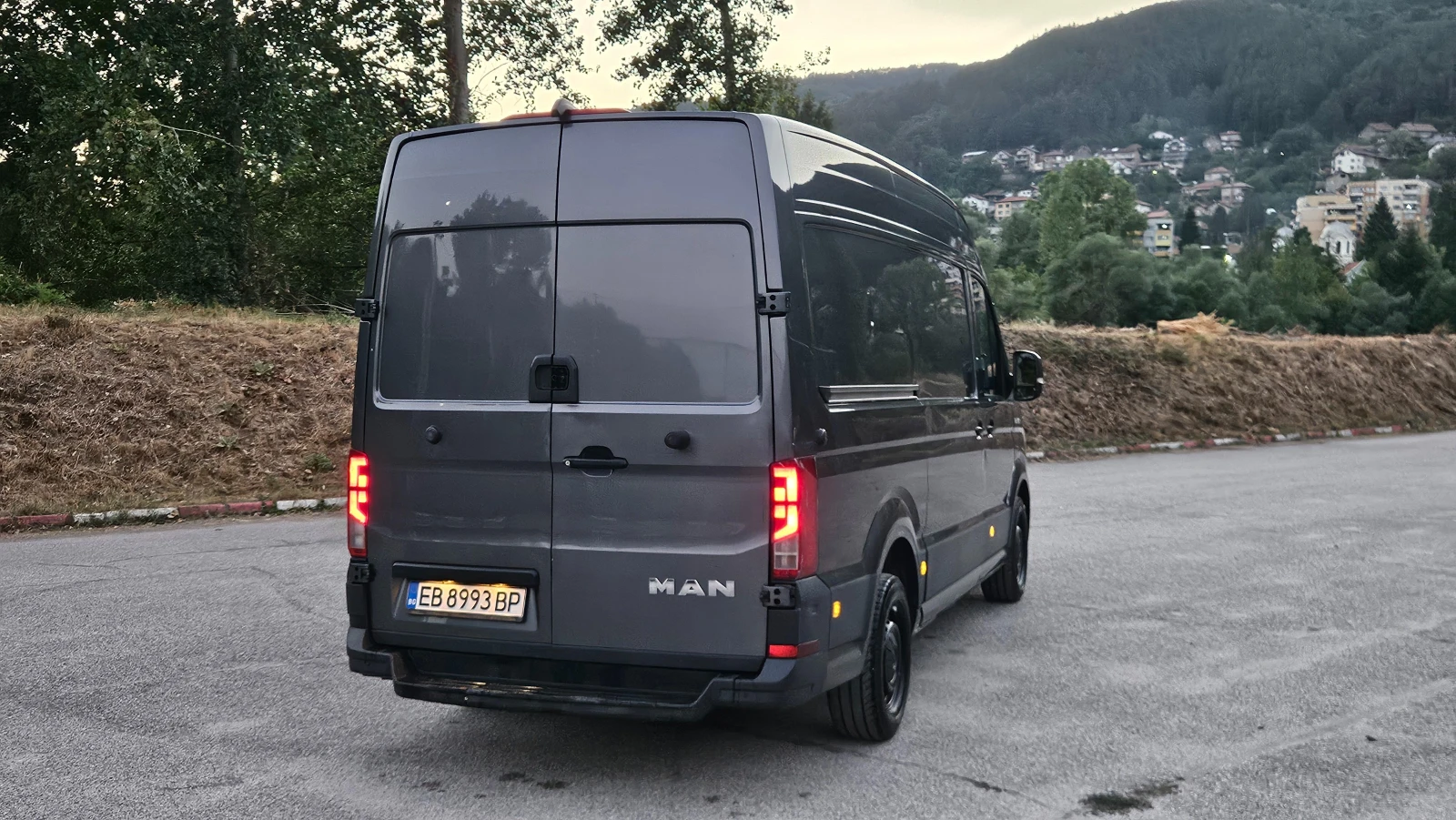 VW Crafter 2.0 NAVIG/KLIMATRON/TEMPOMAT, снимка 5 - Бусове и автобуси - 56242961