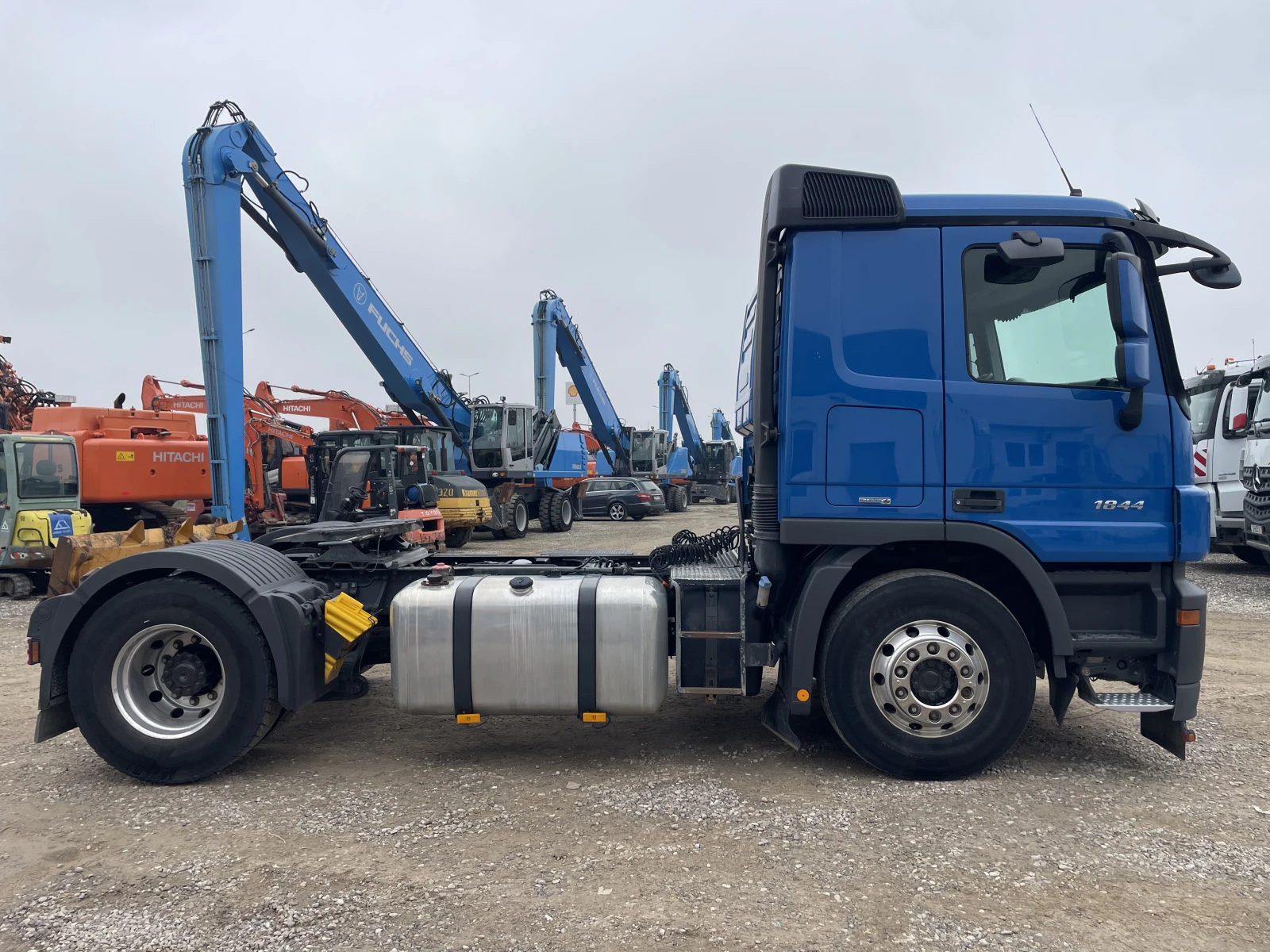 Mercedes-Benz Actros 1844   | Mobile.bg   12