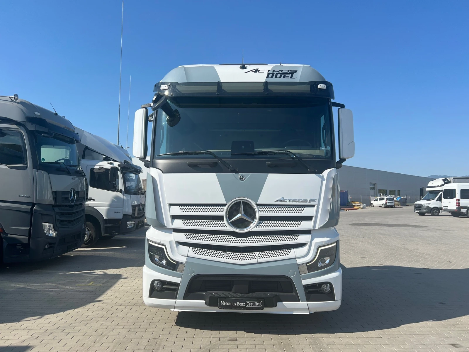 Mercedes-Benz Actros 1845 LS - изображение 2