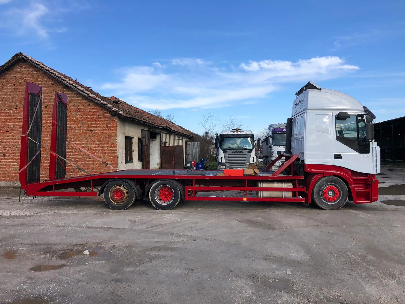 Iveco Stralis, снимка 2 - Камиони - 56660861