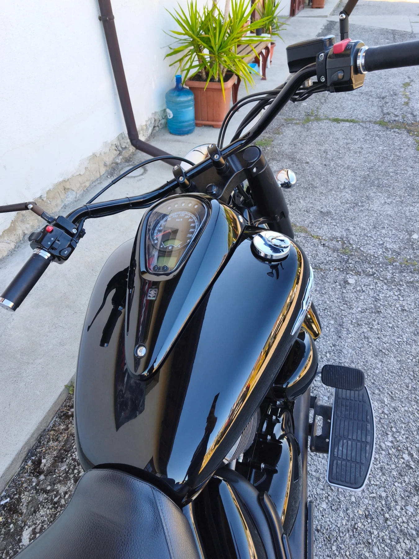 Suzuki Intruder 1500, снимка 4 - Мотоциклети и мототехника - 56135843