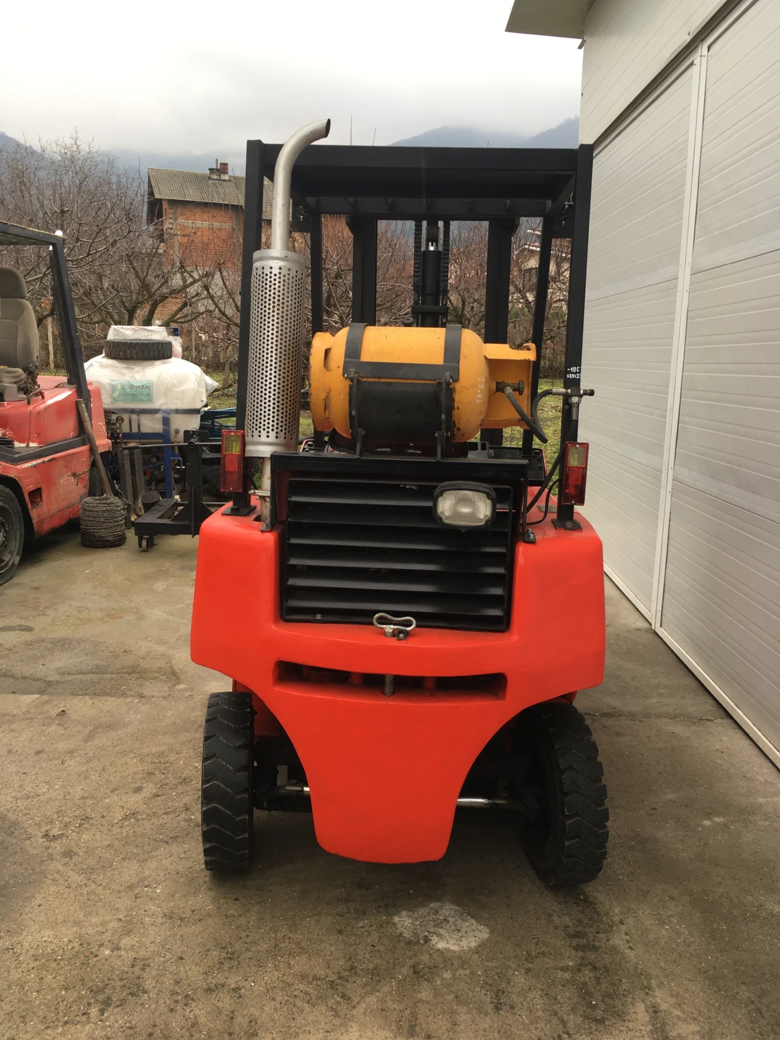 ������� BT ��������� ������ 2 ������� | Mobile.bg � ����������� 3