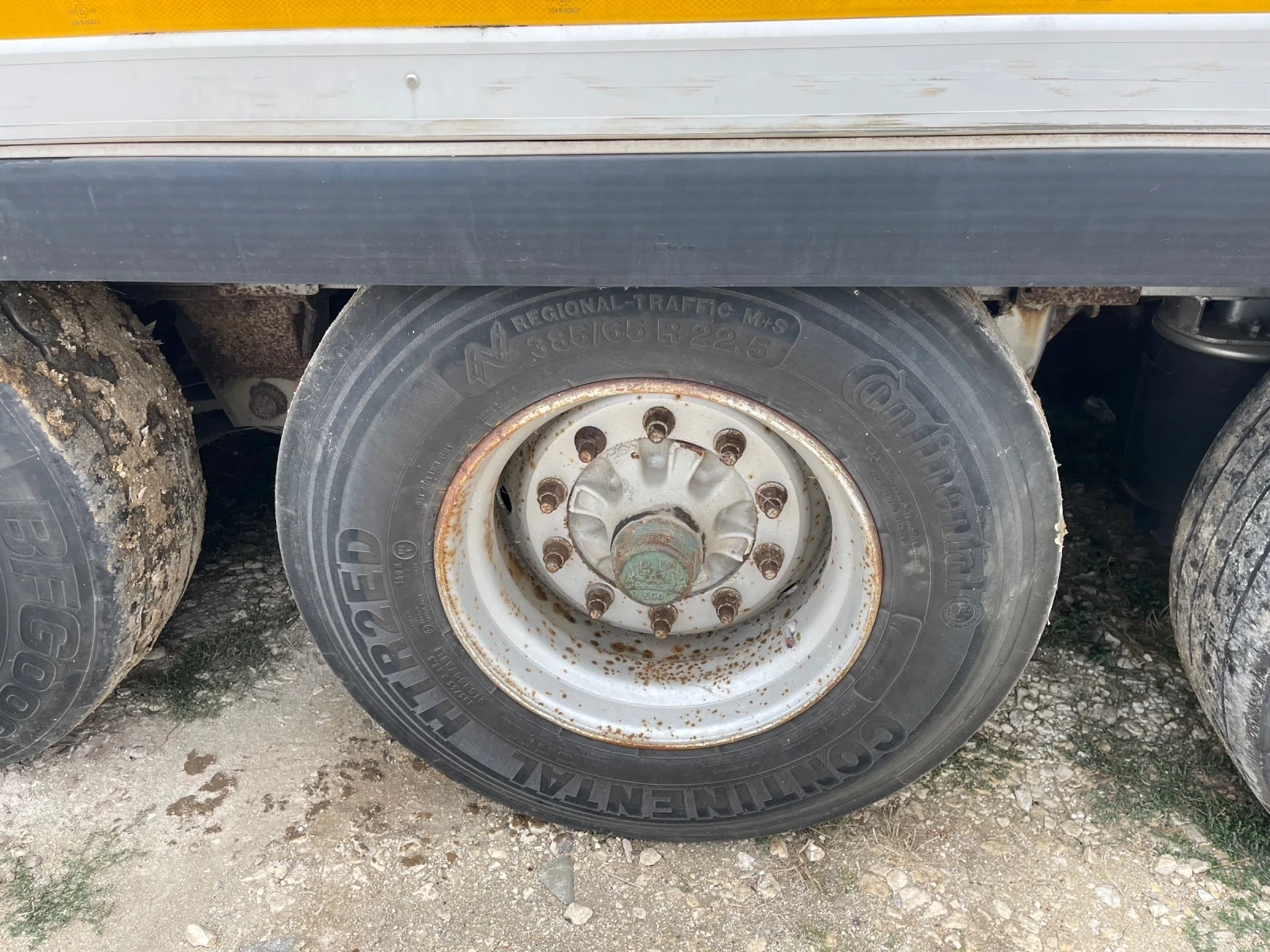 Полуремарке Menci Carrier maxima 1300, снимка 3 - Ремаркета - 56484926