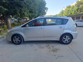 Toyota Corolla verso, снимка 2
