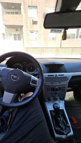 Opel Astra 1.9 TDI, снимка 8