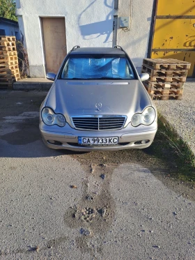 Mercedes-Benz C 220 Комби, снимка 1