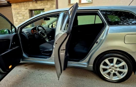 Toyota Avensis 2.0d4d-LINEA SOUL-верига-нави-6скорости-japan | Auto.bg — изображение 12