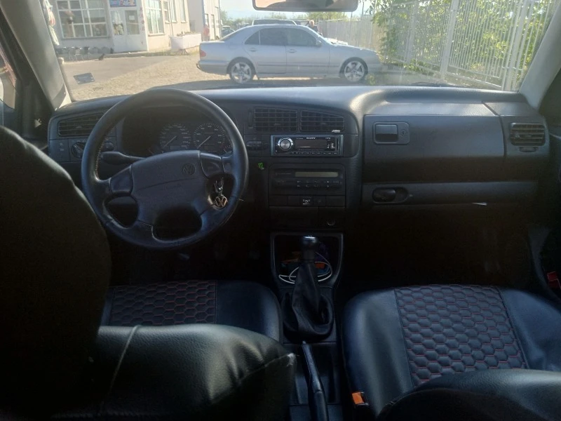 VW Golf Mk3 synchro 2.0 16v ABF, снимка 14 - Автомобили и джипове - 47391553