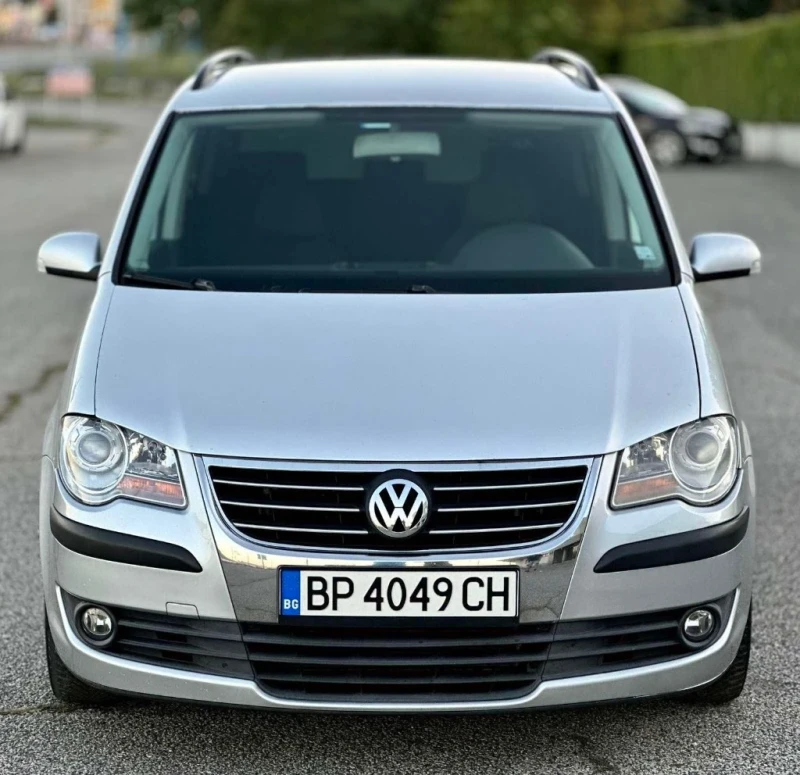 VW Touran 1.9 TDI / 90ks.Face-7местен/Top!, снимка 2 - Автомобили и джипове - 47733097