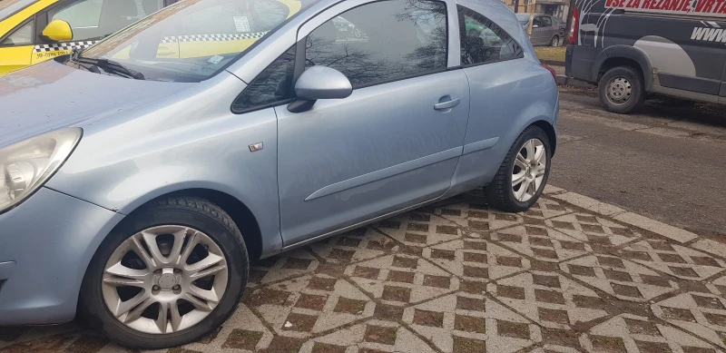 Opel Corsa, снимка 3 - Автомобили и джипове - 48358507