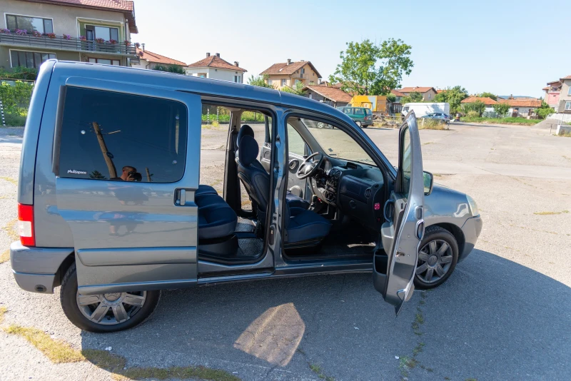 Citroen Berlingo, снимка 3 - Автомобили и джипове - 48801413