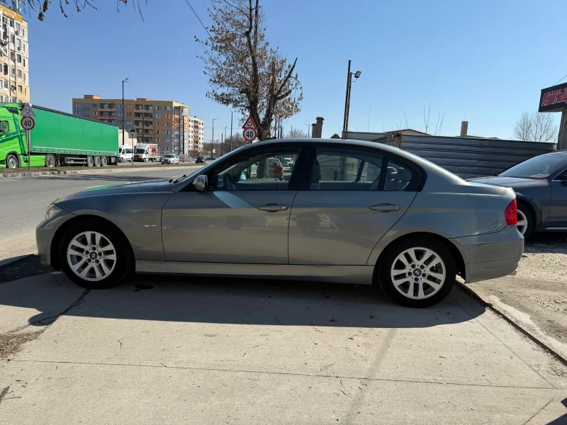 BMW 320, снимка 5 - Автомобили и джипове - 49357756