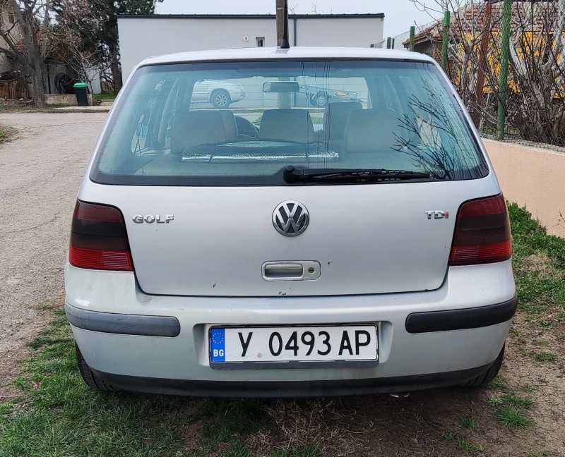 VW Golf, снимка 4 - Автомобили и джипове - 49465526