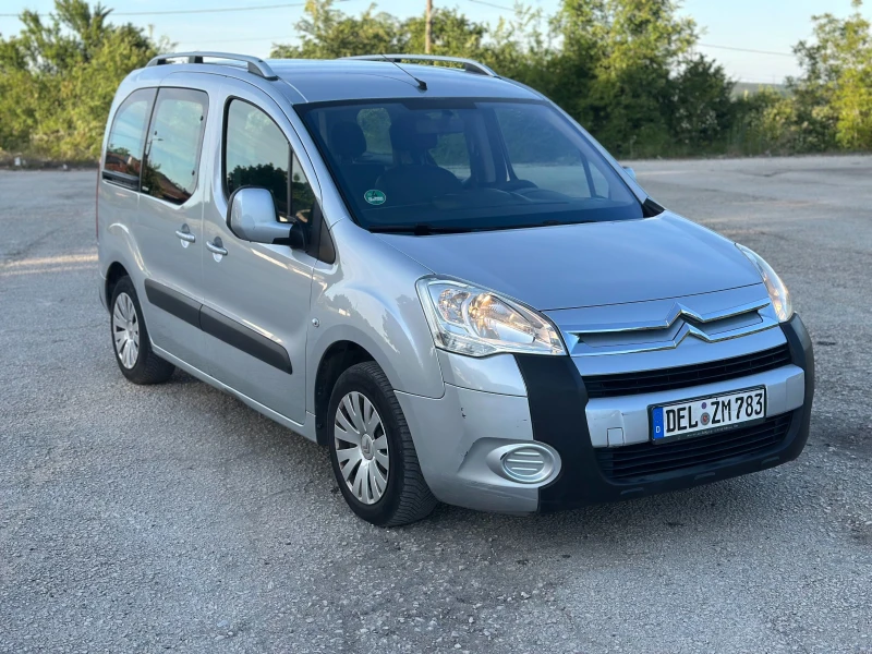 Citroen Berlingo 1.6 HDI Пътническо, снимка 8 - Автомобили и джипове - 50293261