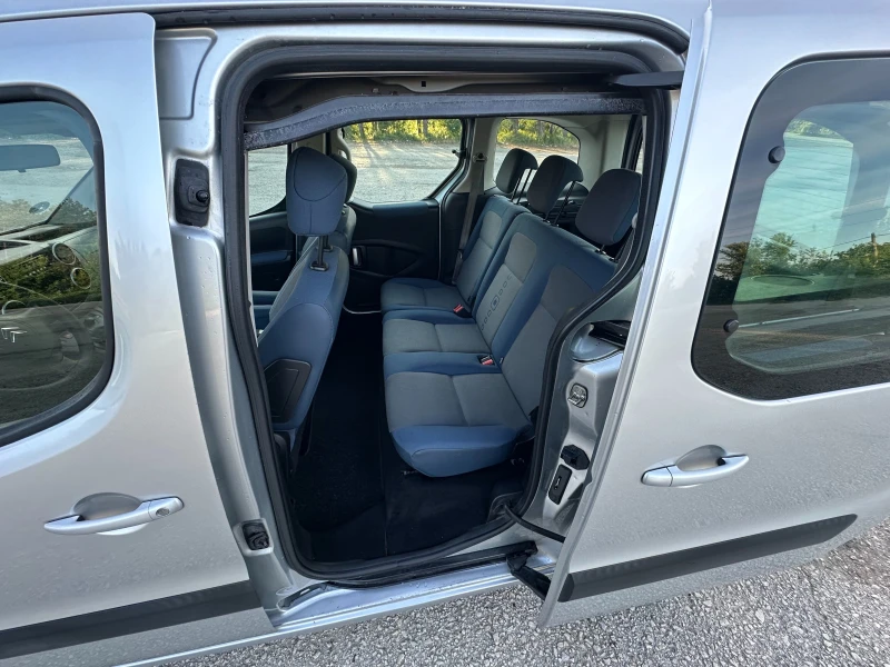 Citroen Berlingo 1.6 HDI Пътническо, снимка 12 - Автомобили и джипове - 50293261
