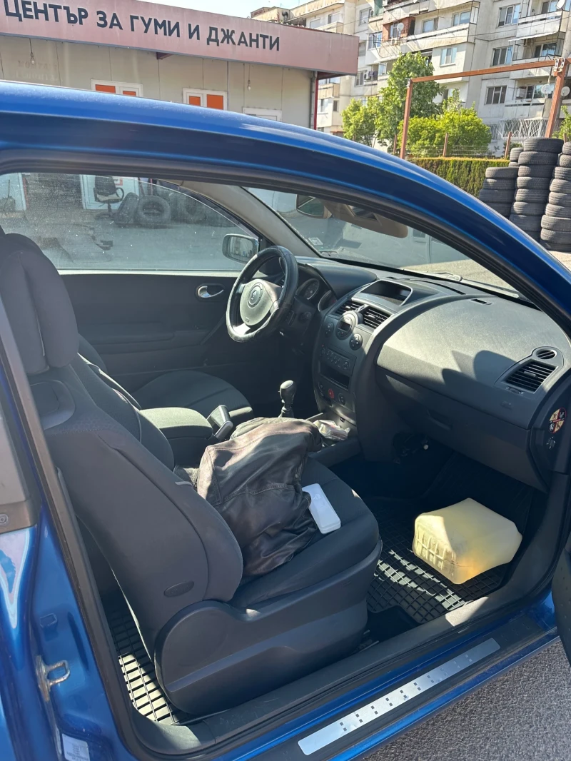 Renault Megane, снимка 4 - Автомобили и джипове - 50300224