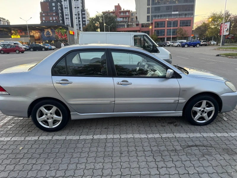 Mitsubishi Lancer 1.6 ГАЗ, снимка 4 - Автомобили и джипове - 52179818