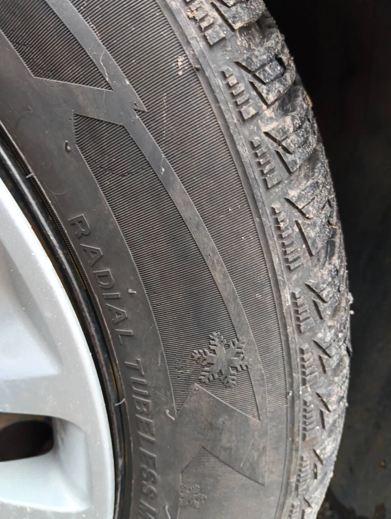 VW Passat 5, снимка 15 - Автомобили и джипове - 52673333