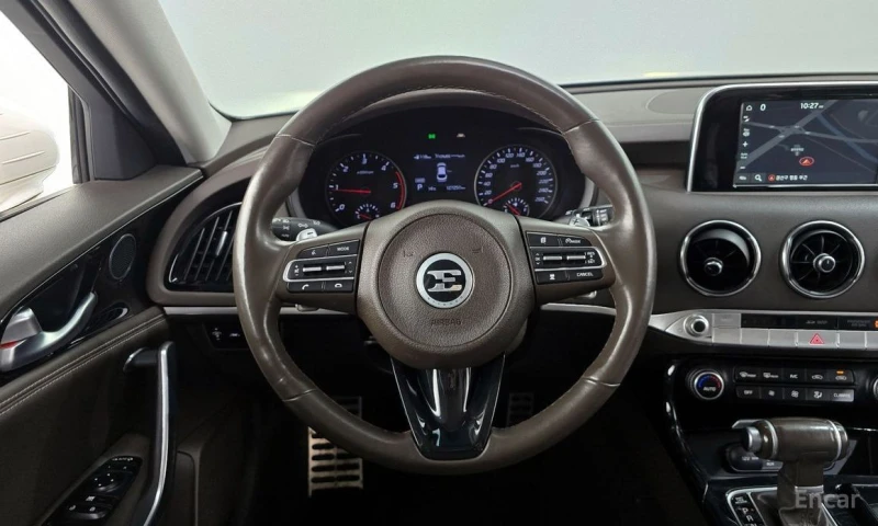 Kia Stinger, снимка 13 - Автомобили и джипове - 53032959