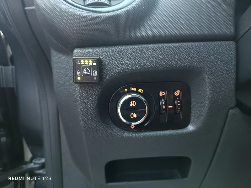 Opel Corsa 1.2i LPG FACELIFT, снимка 15 - Автомобили и джипове - 53171333