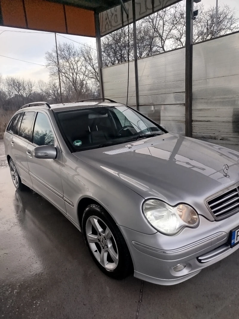 Mercedes-Benz C 220, снимка 5 - Автомобили и джипове - 53214784