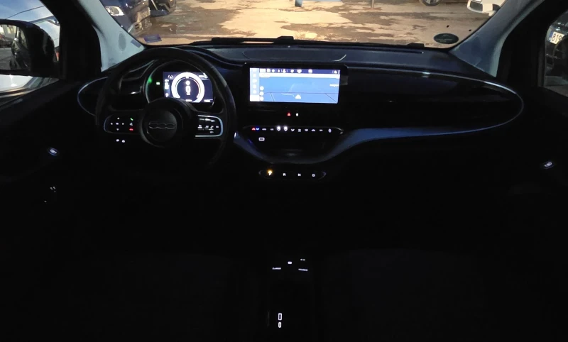 Fiat 500e 42KWh/icon/Гаранционен, снимка 13 - Автомобили и джипове - 53458825