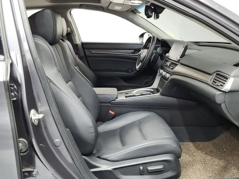 Honda Accord 2.0 Hybrid Touring, снимка 11 - Автомобили и джипове - 55985348