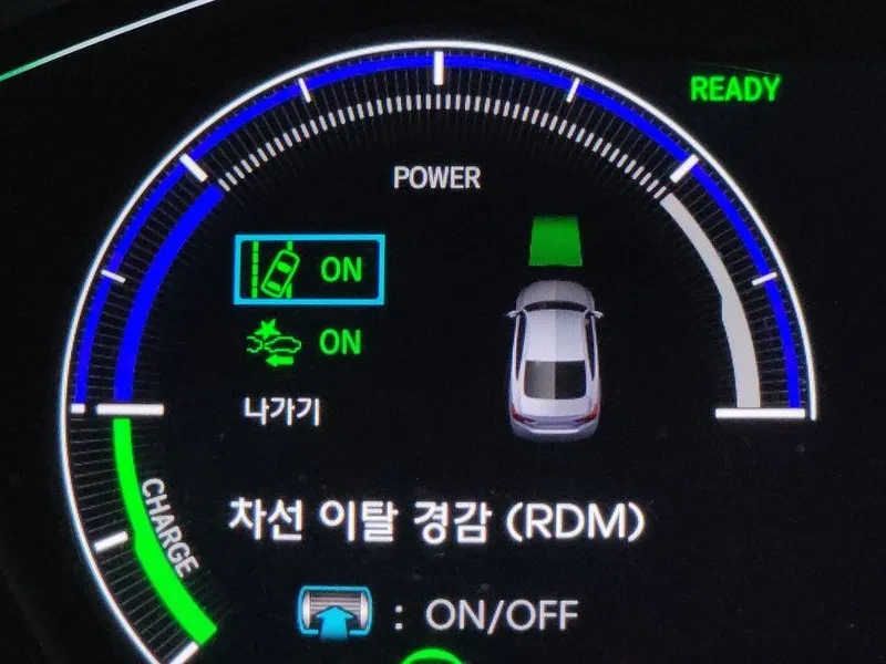 Honda Accord 2.0 Hybrid Touring, снимка 16 - Автомобили и джипове - 55985348