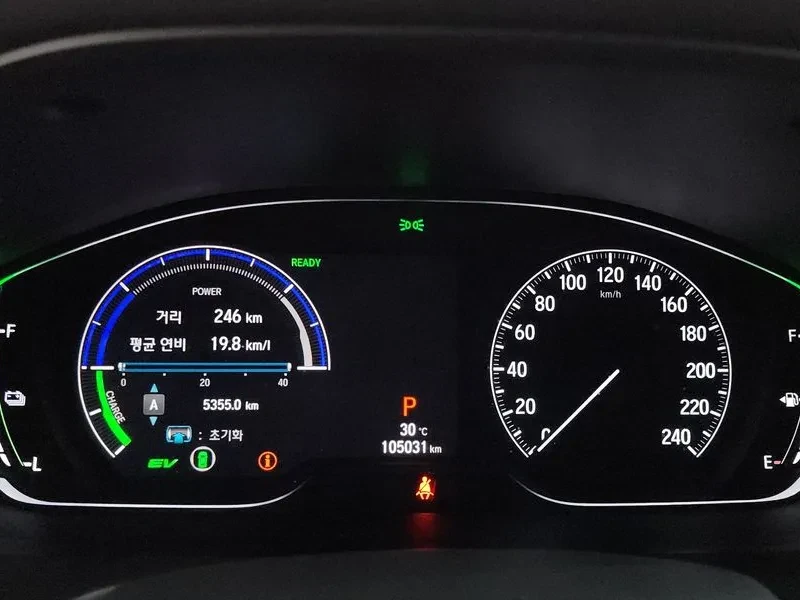 Honda Accord 2.0 Hybrid Touring, снимка 8 - Автомобили и джипове - 55985348
