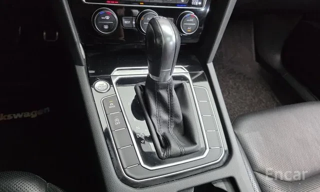 VW Arteon 2.0 TDI Premium* ������* ����������* ��� | Mobile.bg � ����������� 9