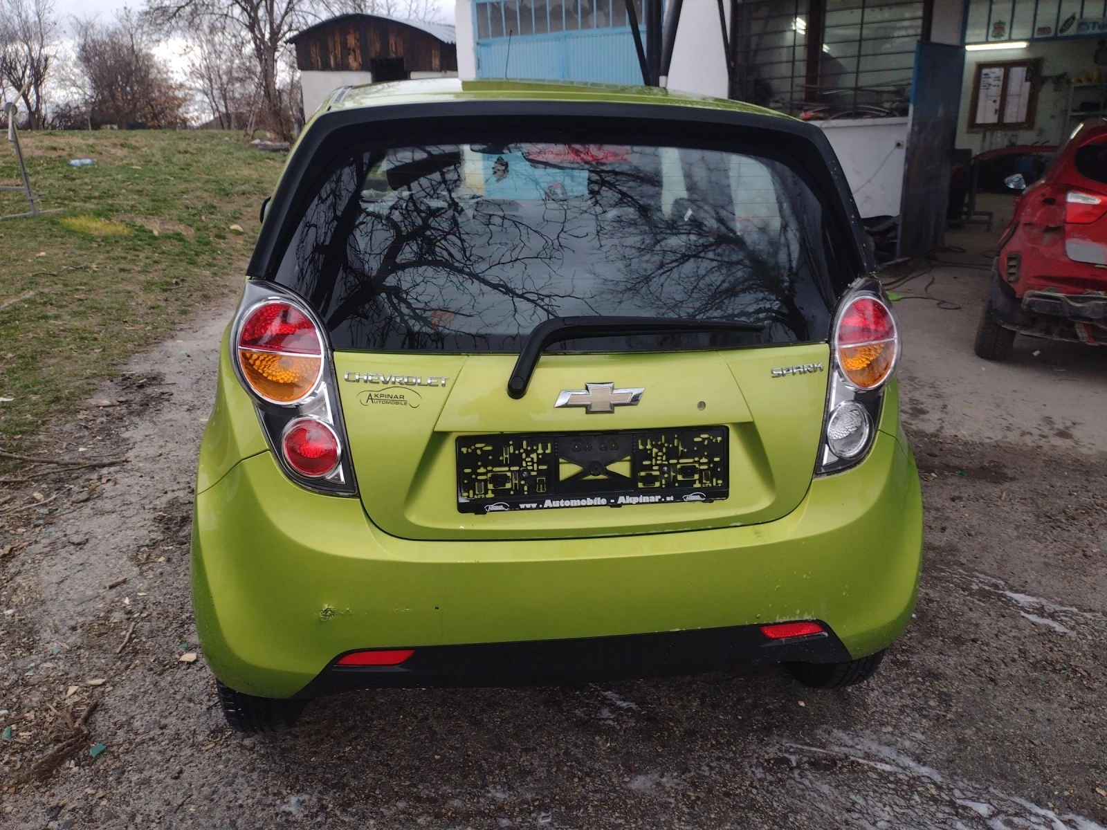 Chevrolet Spark 1.0 - изображение 4